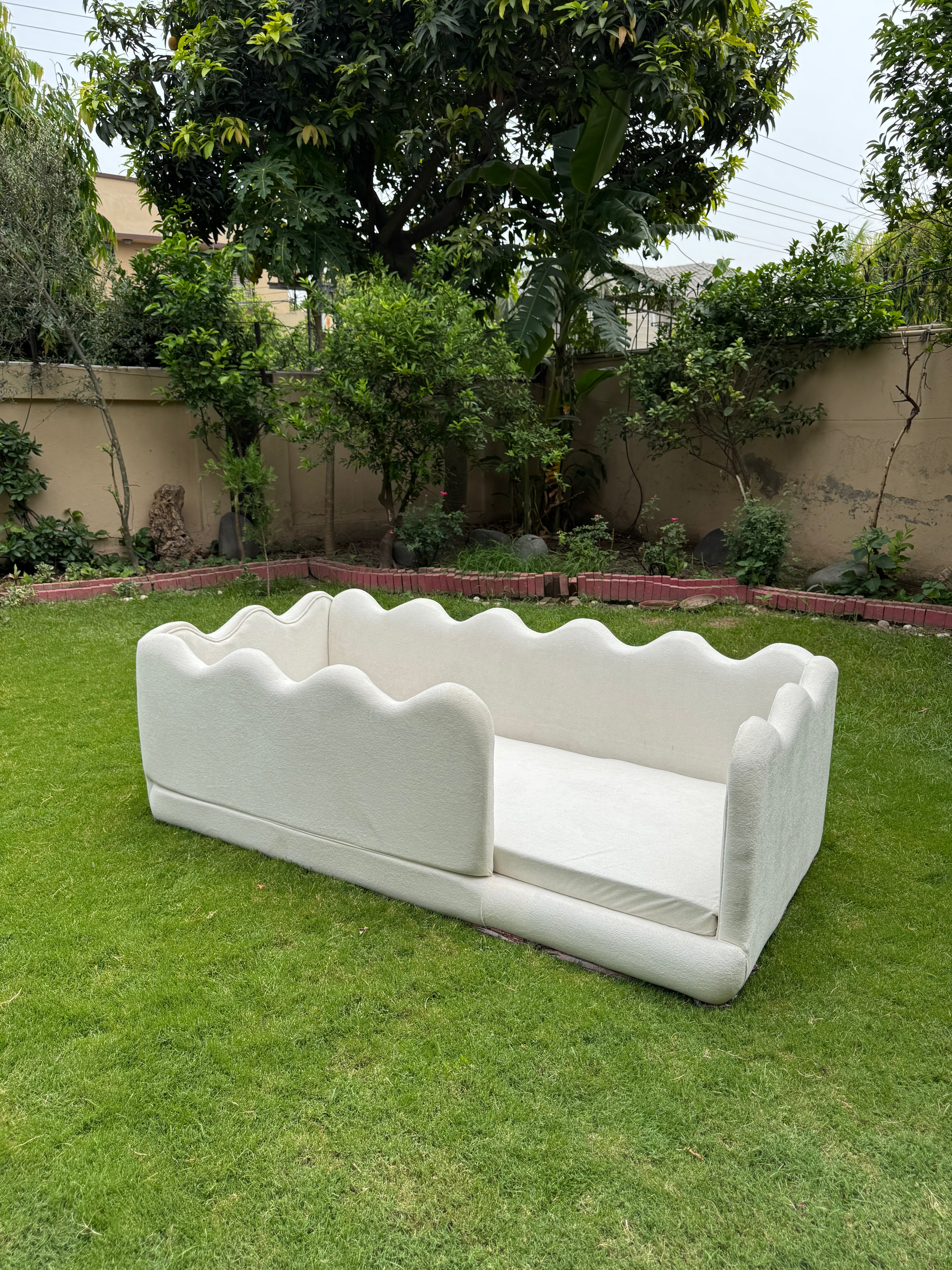 The Bubble Floor Bed
