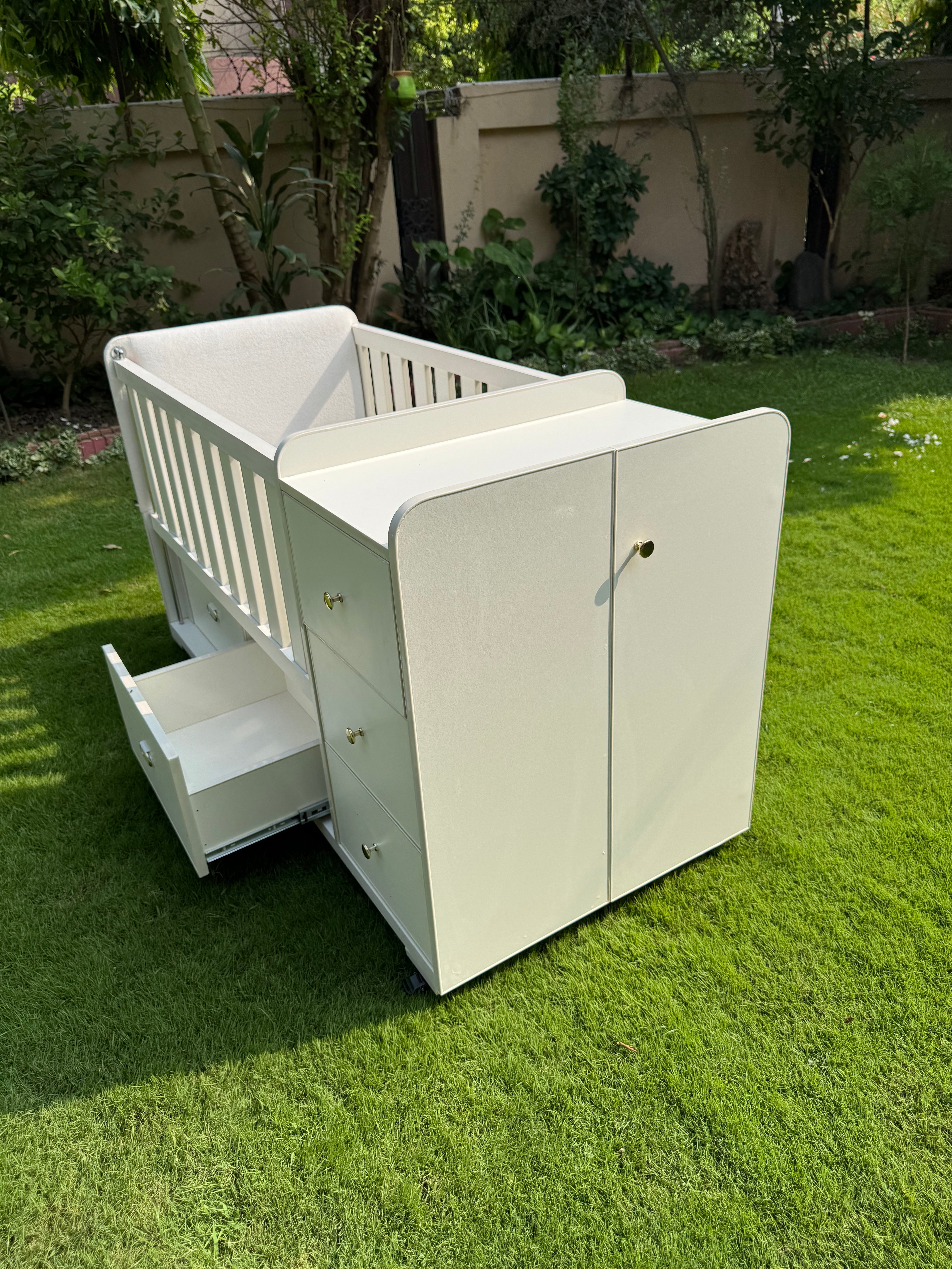The White Cot