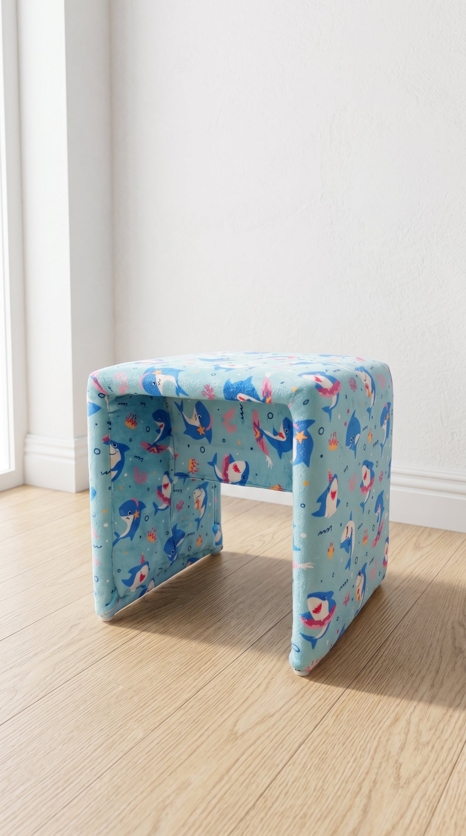 Mini Baby Shark Table