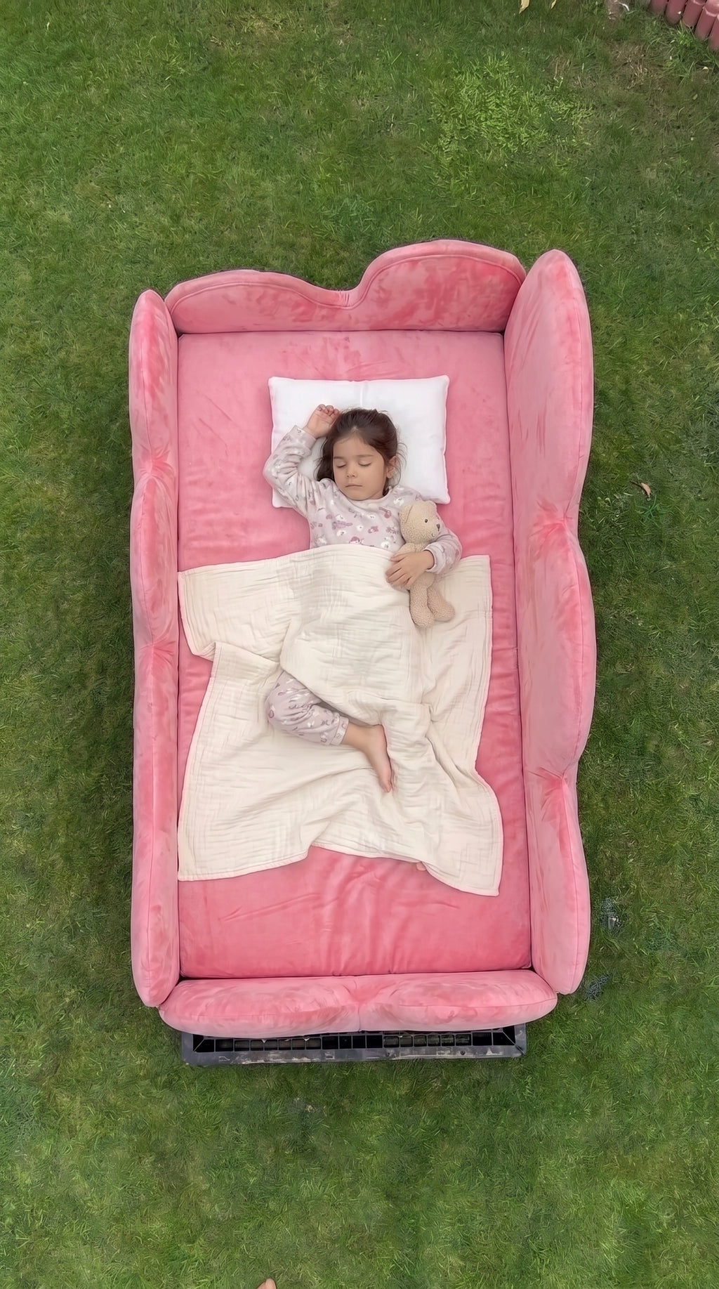 The Cloud Bed