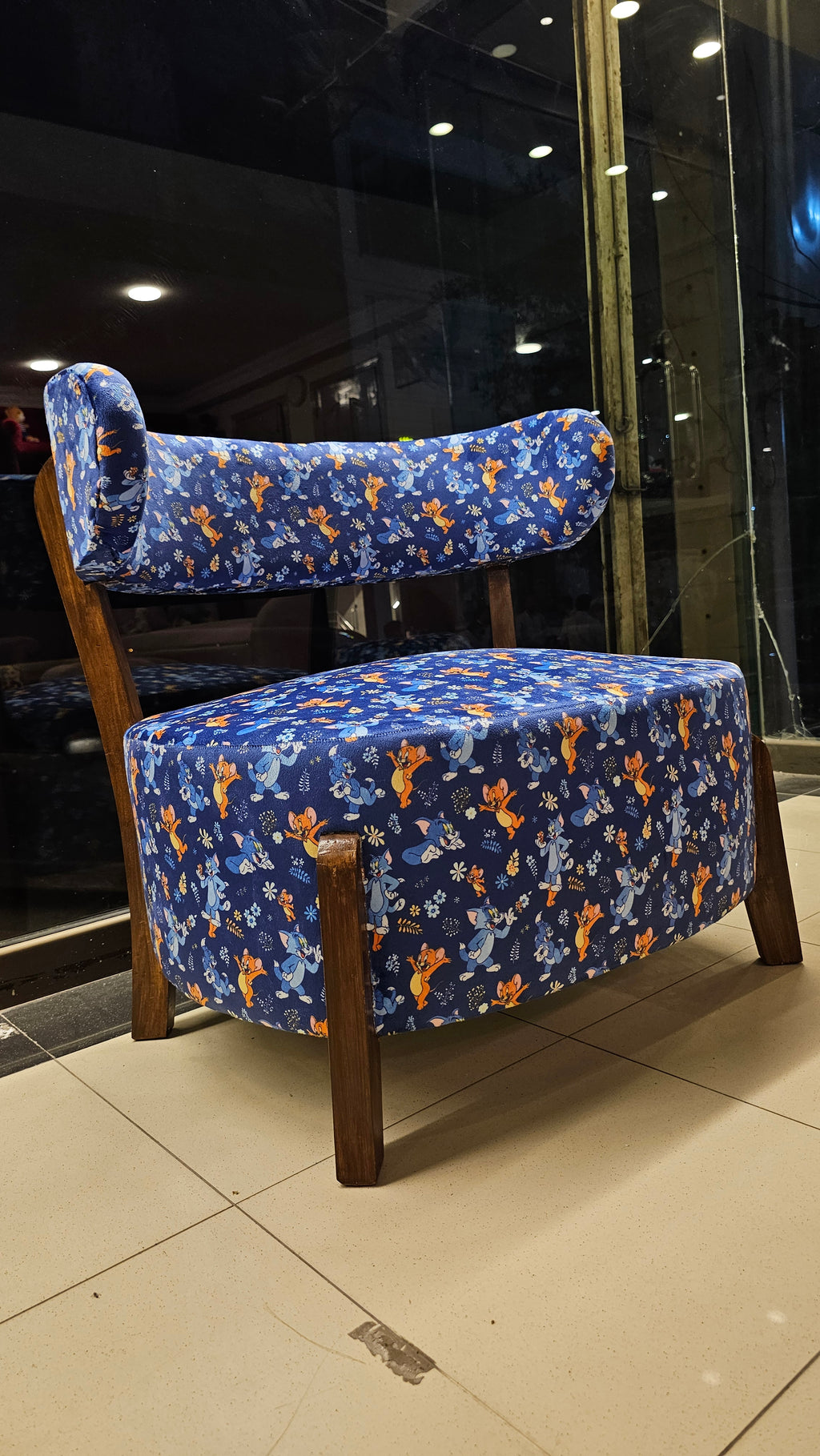 The Tom n Jerry Sofa