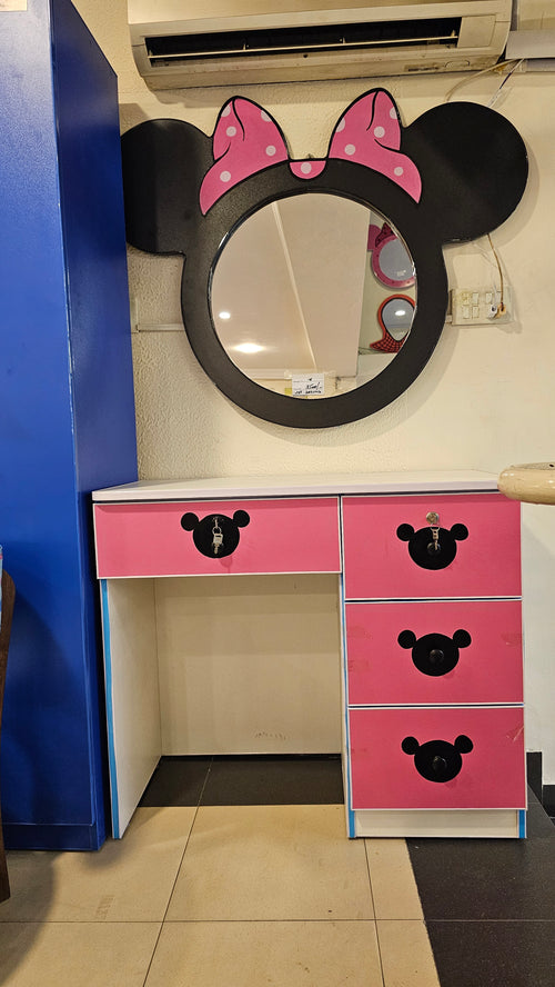 Large Pink Dressing Table